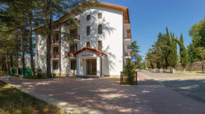 Киараз Старт, Pizunda